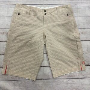 LULULEMON Tan Shorts Size 6